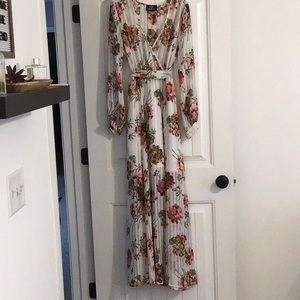 Floral Chiffon maxi dress
